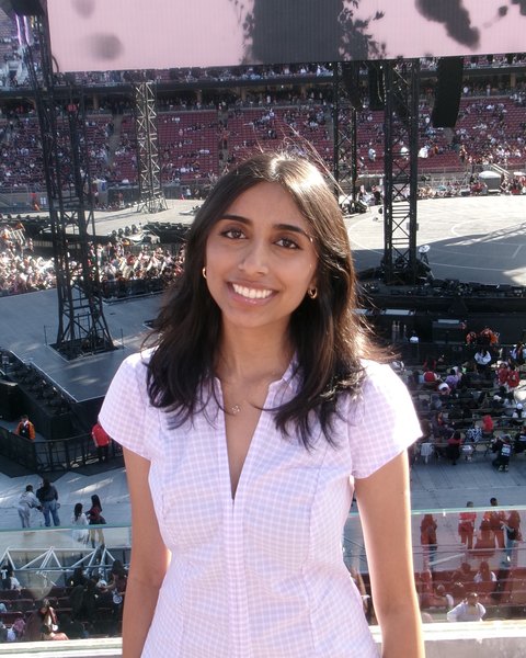Portrait of Advika Anand